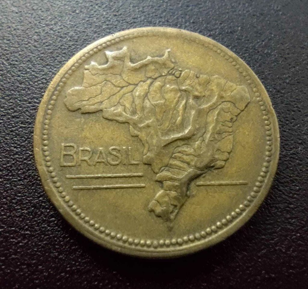 Moeda 2 Cruzeiros 1945 Brasil - MBC - Imagem 3